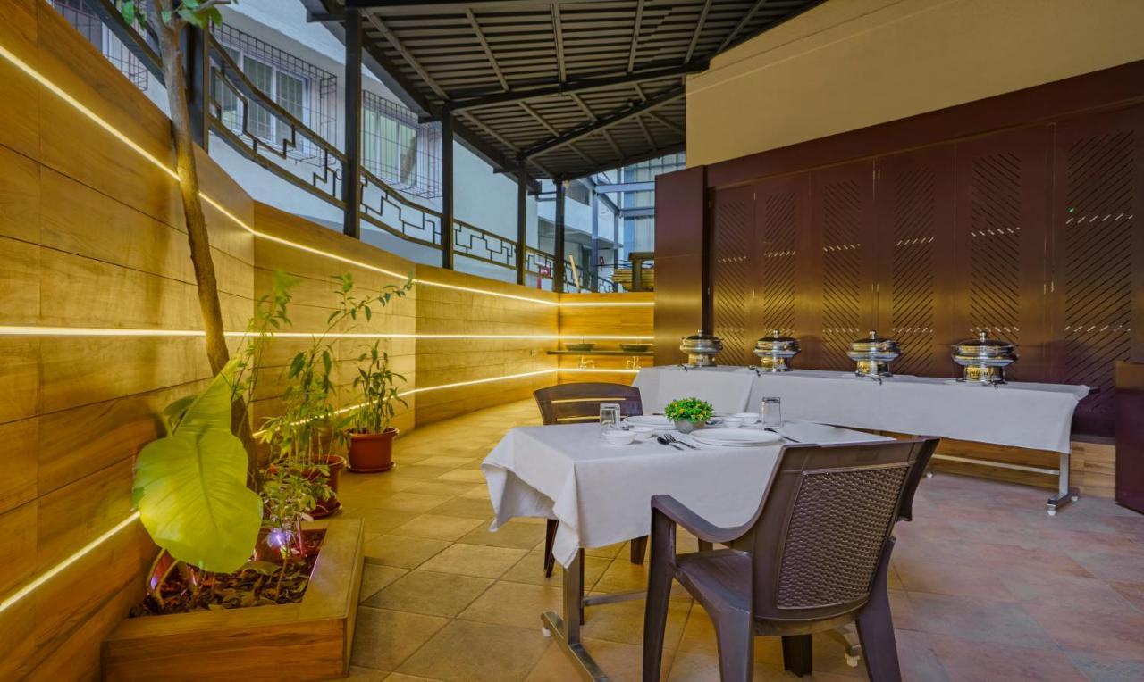 Treebo Premium Savera Inn 孟买 外观 照片